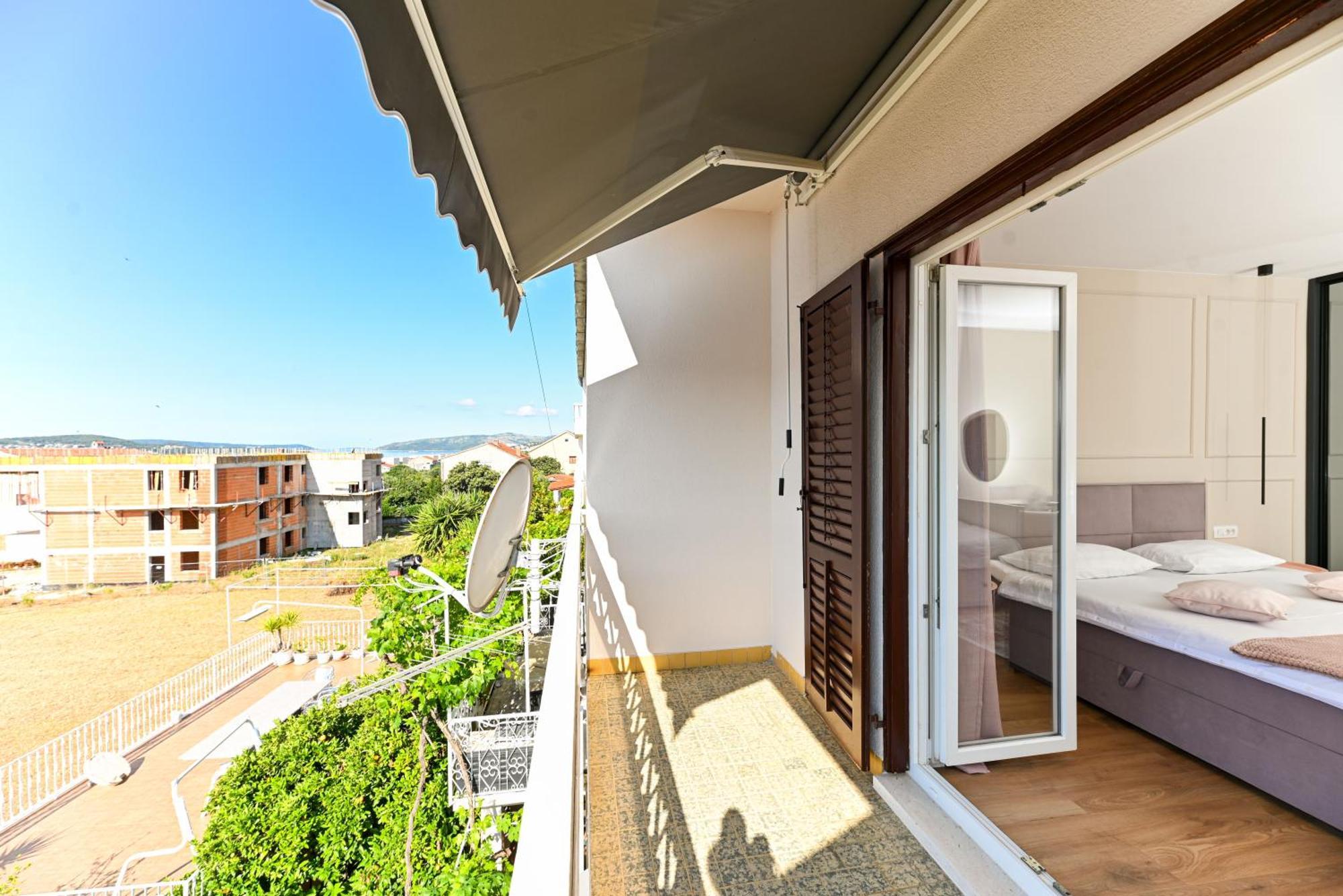 Apartment Dajana Feeling Of Home Trogir Kültér fotó